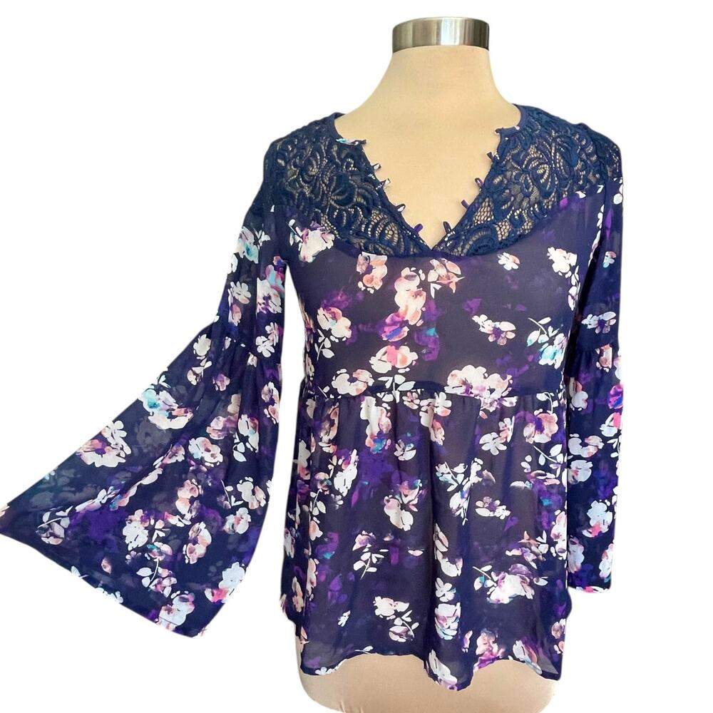 Y2K Decree Dark Floral Sheer Top Lace Bell Sleeves SMALL‎ Fairy Grunge Boho